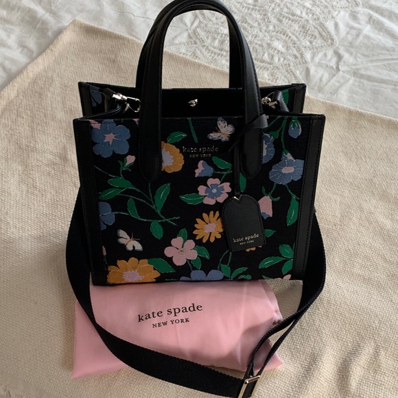 kate spade Handbags - Kate Spade Black Tote with Floral Design